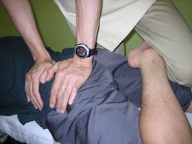 腰痛治療：ほぐし２.JPG
